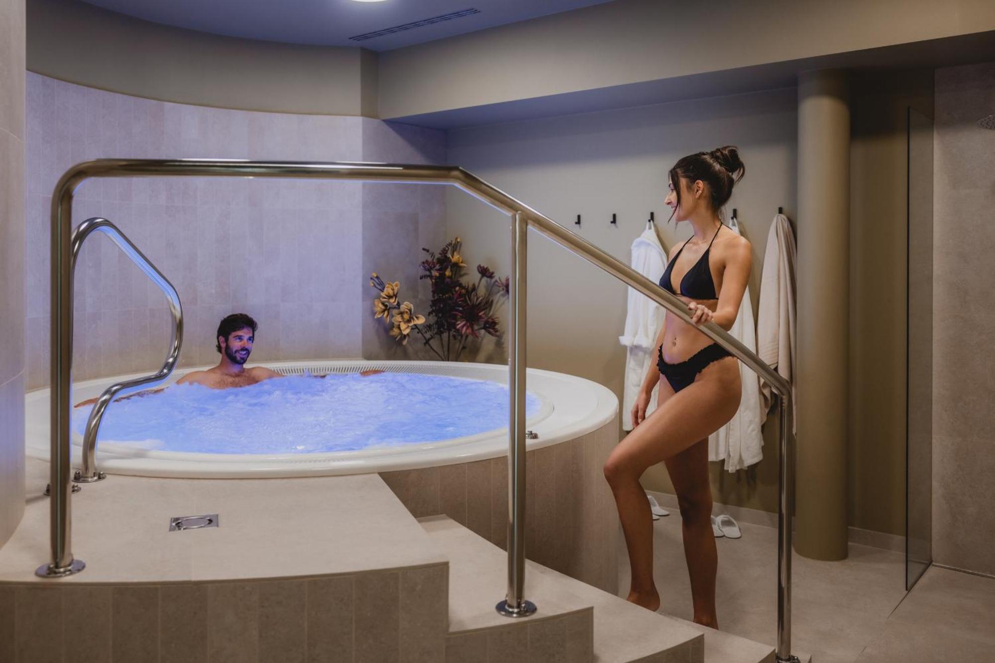 Hotel Kolping メラーノ エクステリア 写真