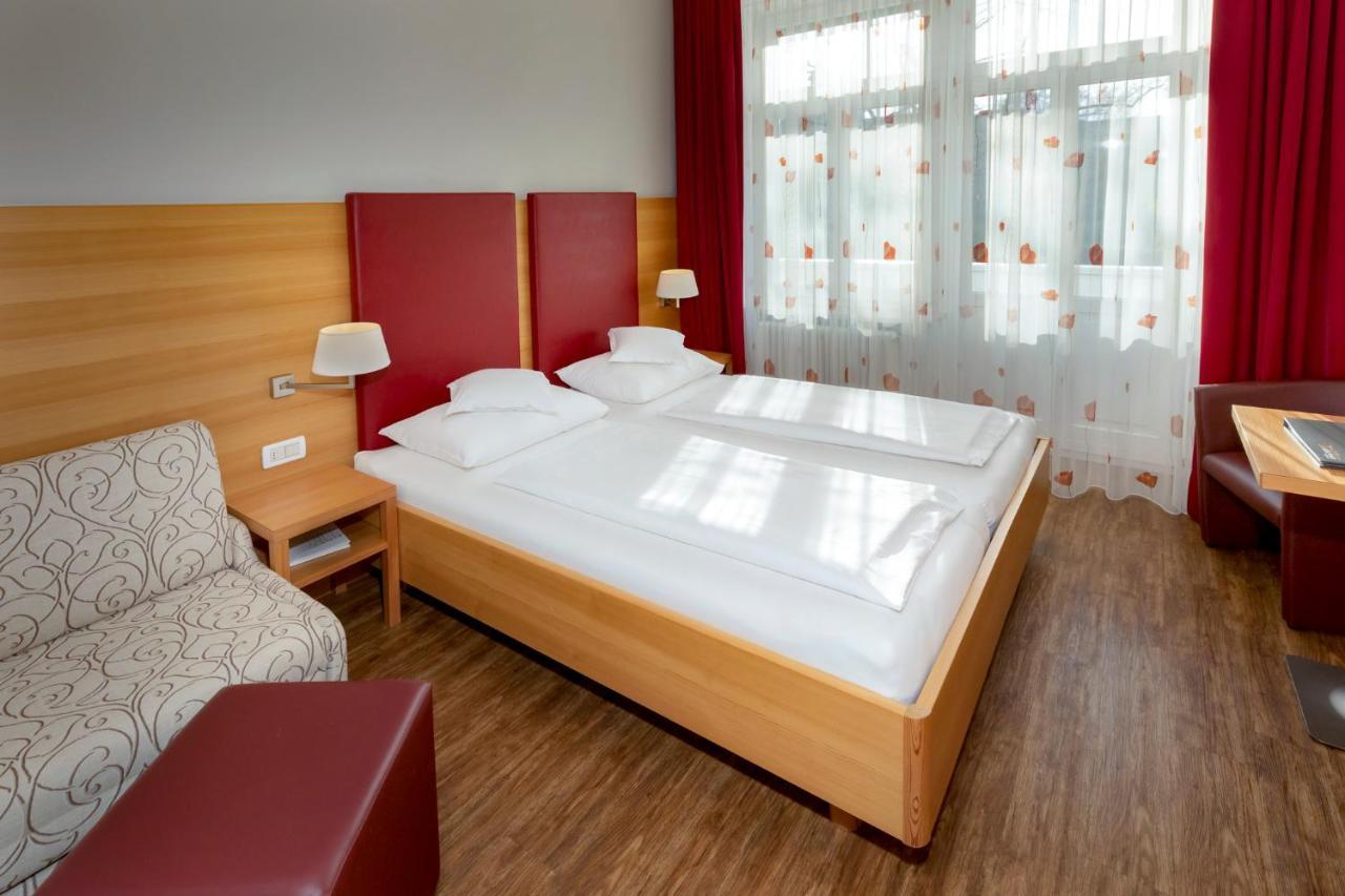 Hotel Kolping メラーノ エクステリア 写真