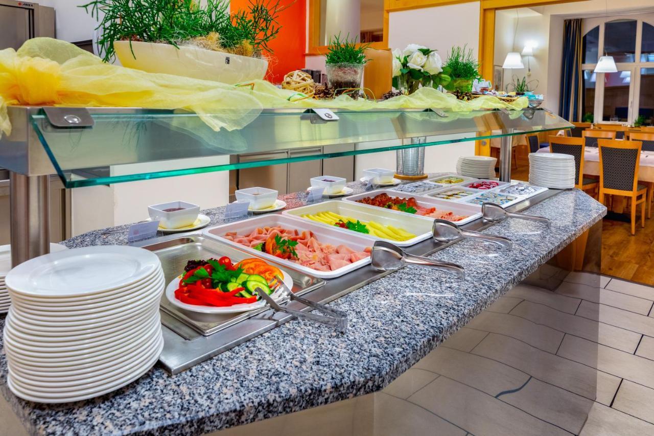 Hotel Kolping メラーノ エクステリア 写真